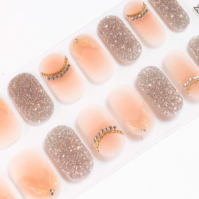 Glitter Peach Gel Nails