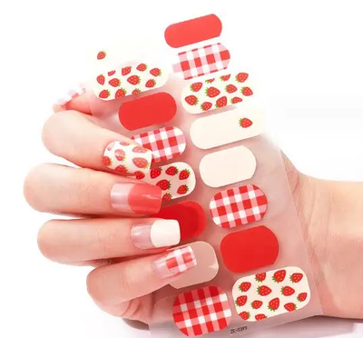 Strawberry Gingham Gel Nails