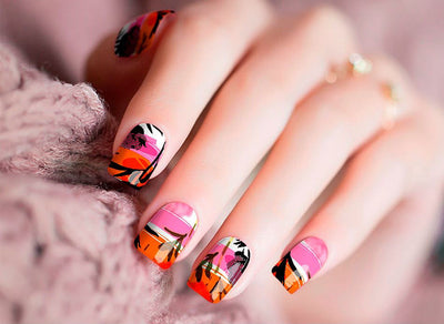 Flowery Days Nail Wraps